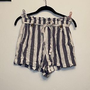 Tie waist band Summer shorts